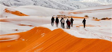Csodálatos videók készültek a hófedte Szaharáról