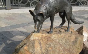 Egy hős magyar kutya, aki már életében szobrot kapott