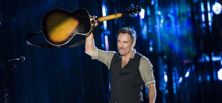 500 dollárral megúszta a piálást Bruce Springsteen - rossz helyen fogyasztott alkoholt