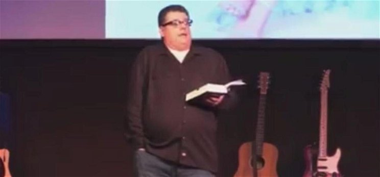 Házasság után elhízó nőkről tartott beszédet az istentiszteleten egy lelkész