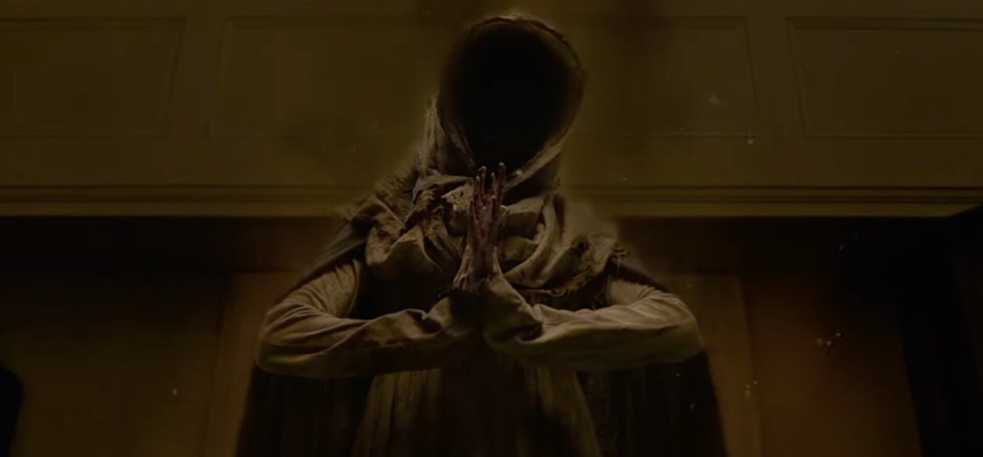 Az Apáca elbújhat: A Gonosz halott rendezője hozza nekünk az év legparább horrorfilmjét – előzetes