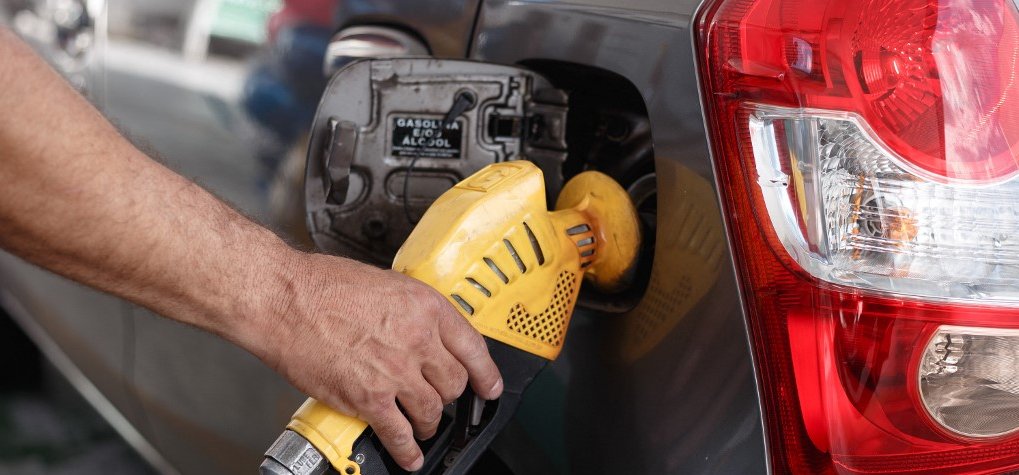 Újabb drágulás: egekben a benzin ára