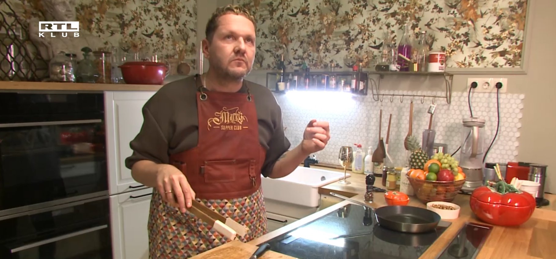 Lakatos Márk a világ egyik legdrágább húsát készítette el – videó