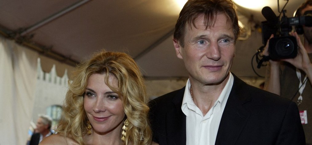 Ezen a napon: megtörtént az első űrséta, meghalt Liam Neeson felesége