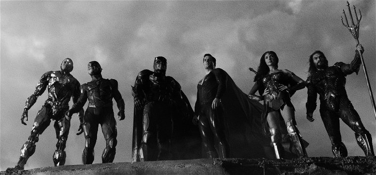 A Zack Snyder: Az Igazság Ligája rendesen odab*sz még fekete-fehérben is – Az igazság szürke-kritika