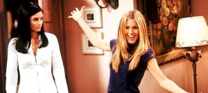 Jennifer Aniston olyan szexi pózba vágta magát az irodájában, hogy nem tudunk elmenni a látvány mellett – fotó