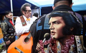 Micsoda pimaszság: Elvis a Beatlest akarta háttérzenekaraként!