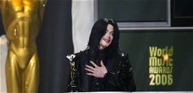 Michael Jackson szexuális zaklatási ügyeit továbbra is lesöprik az asztalról