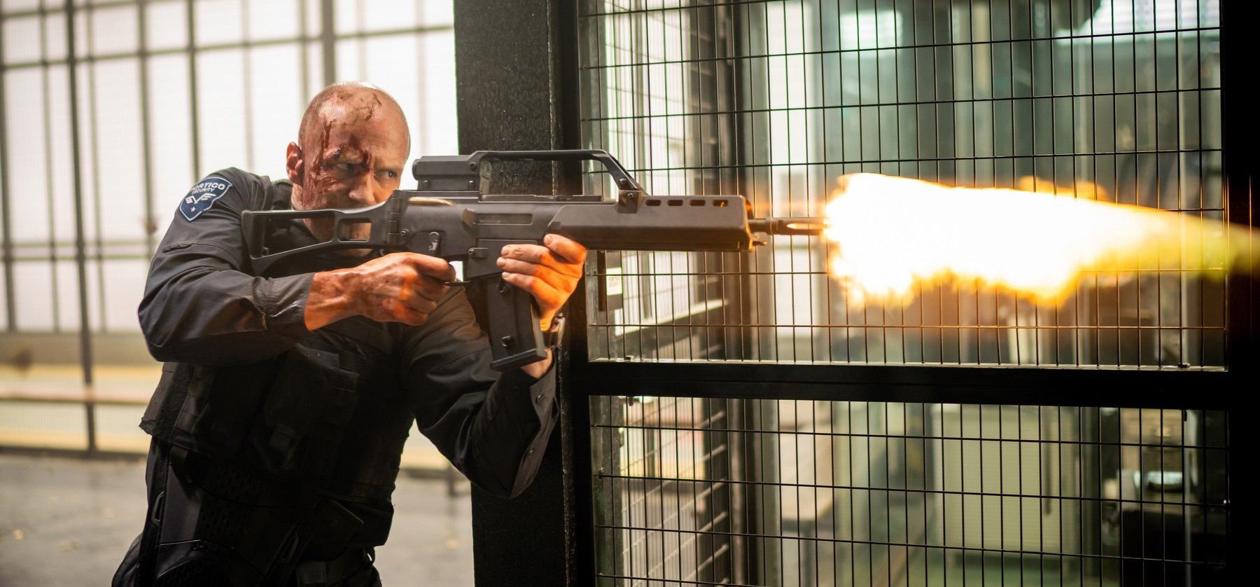 Jason Statham új akciófilmjének 18+-os előzetesében csak úgy fröcsög a vér