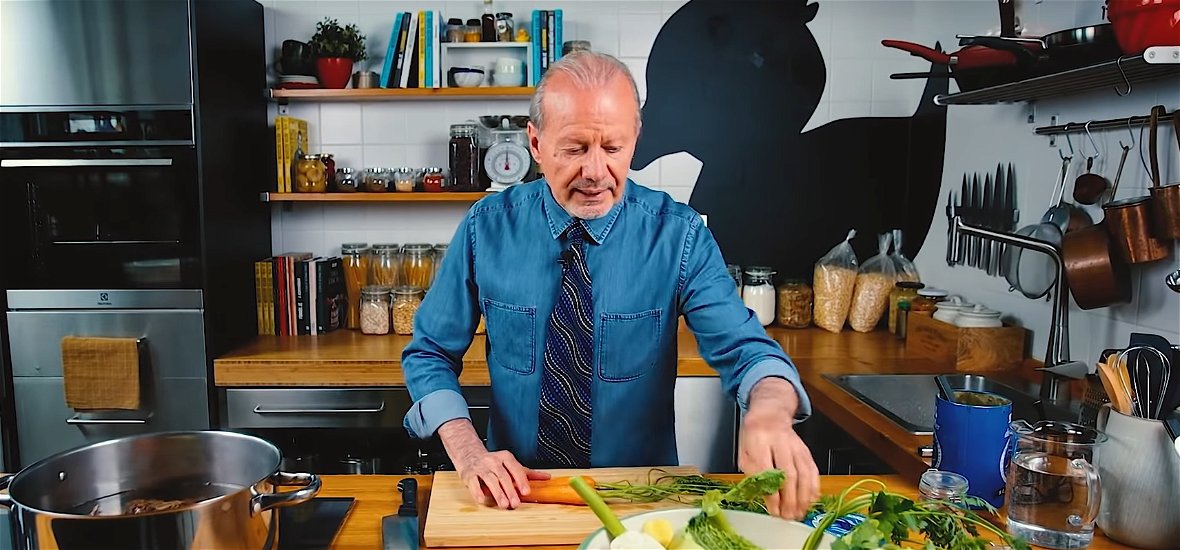 Fördős Zé apukája megmutatja, hogy milyen a tökéletes húsleves - videó