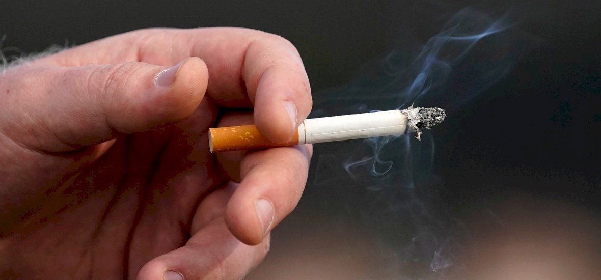 Hogyan lehet leszokni a dohányzásról 32 évesen. Így nyír ki minket a cigi - orbankarpitos.hu
