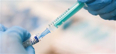 Kevésnek tűnik két vakcina az indiai mutáns ellen, újraoltási program indul