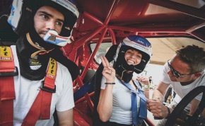 Exkluzív autóversenyző-tábort szervez hazánk egyik legsikeresebb pilótája