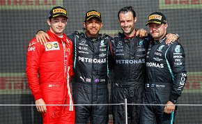 F1: Nagy volt a balhé Verstappen és Hamilton között – Alonso vajon kinek adott igazat?