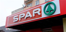 Szörnyű hírt közölt a Spar – Rengeteg magyar vásárlót érint!