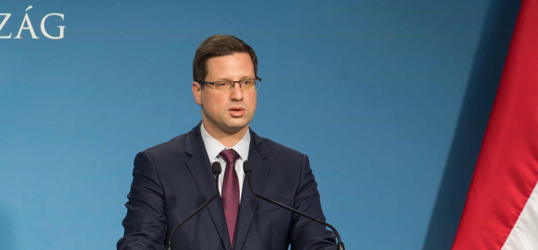 „A negyedik hullám Magyarországra is meg fog érkezni” – rendkívüli bejelentés a Kormányinfón