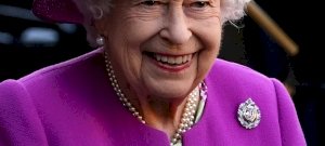 II.  Los 7 secretos asombrosos de Elizabeth: nunca verás a la reina de la misma manera después de leer el artículo