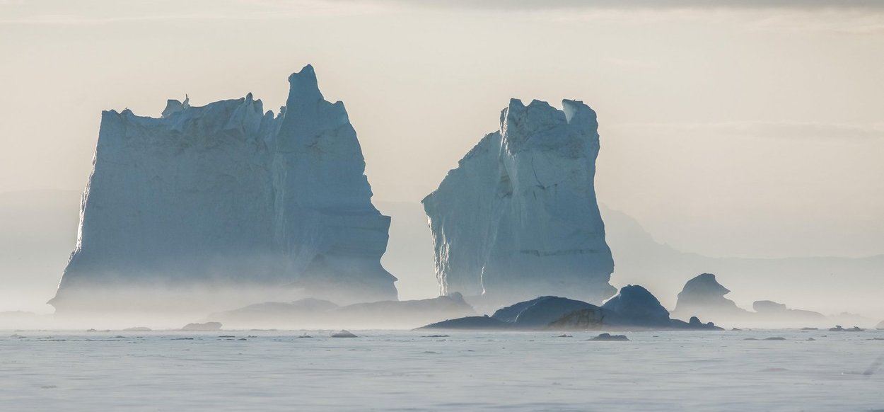 Elképesztő felfedezés! Titokzatos képződményekre bukkantak a grönlandi jégtakaró alatt