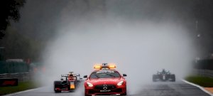 F1: Hamilton és Vettel is nagyon kiakadt a rendhagyó Belga Nagydíj után