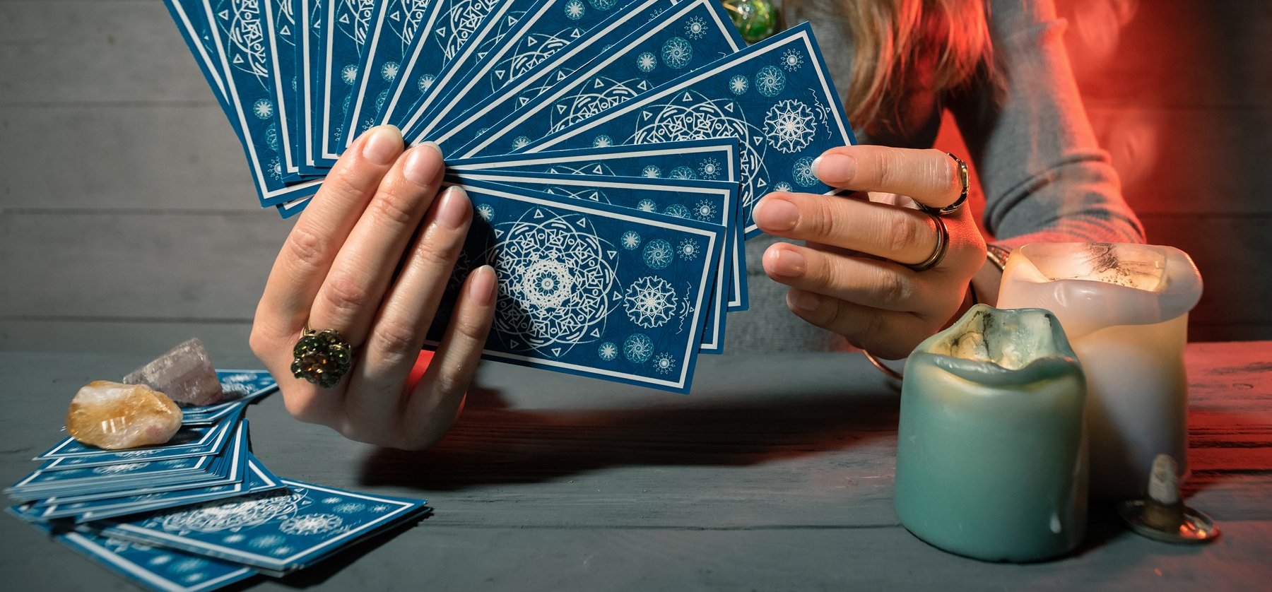 Válassz a 3 kártya közül és kiderül: miben lesz szerencséd? – napi jóslás