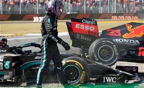F1: az egymással csatázó Hamilton és Verstappen kiejtették egymást az Olasz Nagydíjon