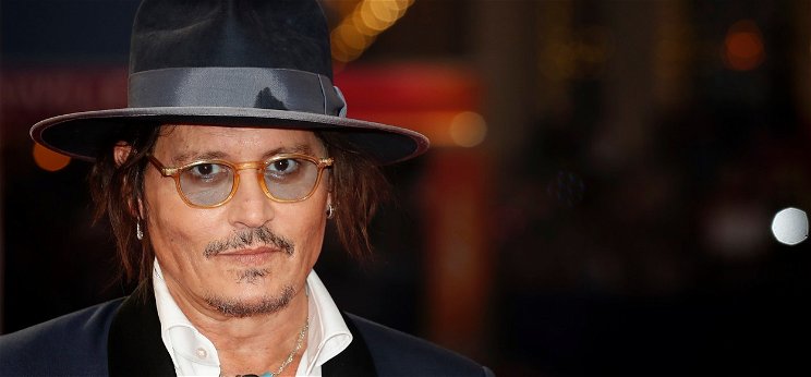 Így néz ki Johnny Depp 22 éves modell lánya! Szerinted is egy nehézbombázó? - fotók