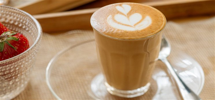 Egy népszerű orvos szerint nagy hiba rögtön kávéval indítani a napot 