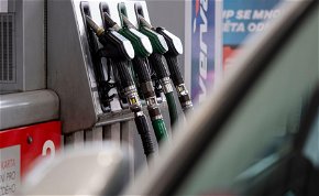 Újabb sokkoló hír az autósoknak, tovább durvul a benzindráma!