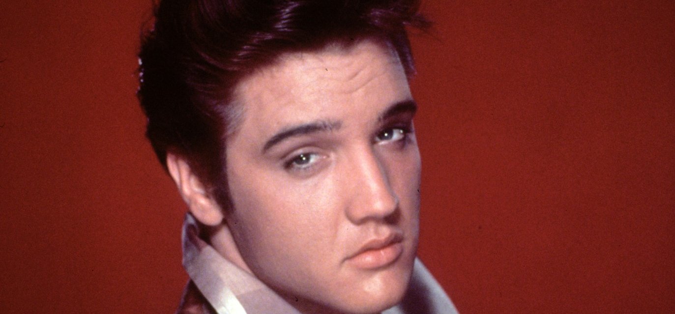 Döbbenet: Elvis Presley-t nem merték megmutatni deréktól lefelé élő adásban, a magyaroknak is köze van kicsit a sztorihoz