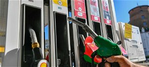 Bezárhatják a magyar benzinkutakat akár fél évre is, ha az üzemeltetők megszegik az új szabályokat