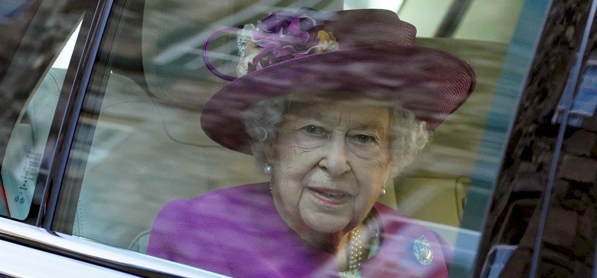 Végre megszólaltak II. Erzsébet állapotáról - egy brit lap udvari források alapján közölt cikket őfelségéről