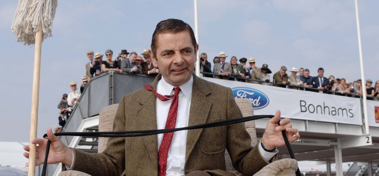 Gumiarcú ikertornyok? Mr. Bean ritkán látható fia tiszta papája - fotó