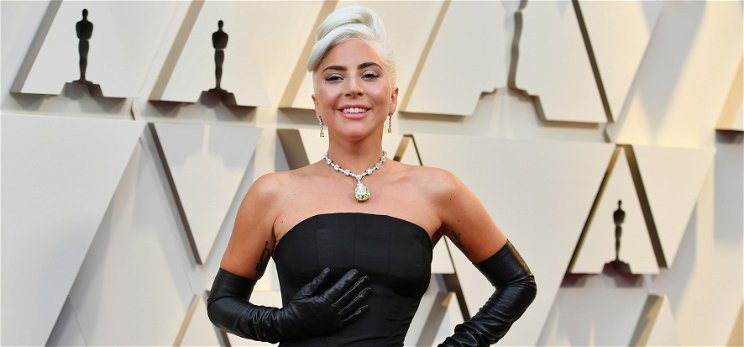 Sylvester Stallone lánya és Lady Gaga is a melleivel igyekezett elcsábítani a követőket