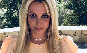 Hoppá: Britney Spears meztelen képeket rakott ki magáról, 20 éve erre várt a világ!