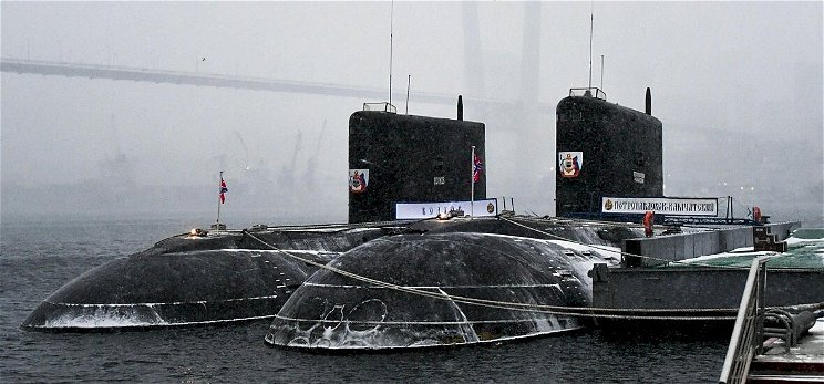 „Mi a franc jött nekünk?” – kérdezték a brit hadihajón, miután egy orosz tengeralattjáróval ütköztek