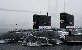 „Mi a franc jött nekünk?” – kérdezték a brit hadihajón, miután egy orosz tengeralattjáróval ütköztek