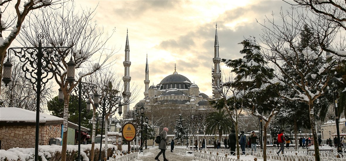 Ritka pillanat: havazott Görögországban és Törökországban