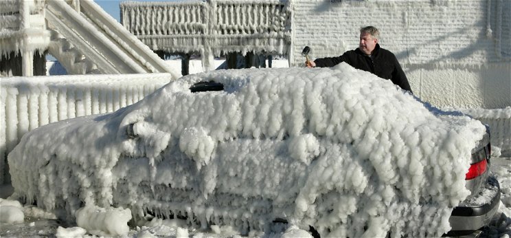 Időjárás: havazás töri át Magyarország határát - nyakunkon a zord tél?