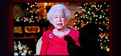 II. Erzsébetet 3 óriási sorscsapás érte rövid időn belül, ezért sem véletlen, hogy ezt az évet tartja az „Annus Horribilis”-nek