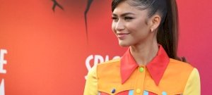 Did Zendaya wear a miniskirt so drab that we can only stare at one point in the photo?  - Pictures