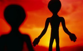 Veszélyre figyelmeztet egy UFO kutató? - Emberhúst esznek az űrlények