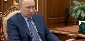 Putyin és a főparancsnokság bunkerekben rejtőzik annyira félnek az atomháborútól