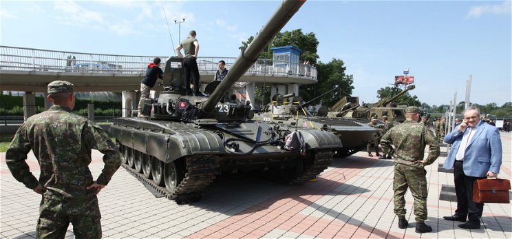 Tankokat küld az USA az ukránok megsegítésére, és ezzel a háború veszélyesebb szintre lép