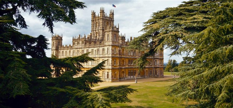 Könnyes búcsú a régi Downton Abbey-től, és egy új korszak üdvözlése – kritika