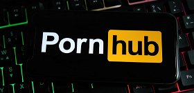 Pécsen is készült egy PornHub-os tabló, padlásra került – tabló-diszkrimináció a magyar iskolákban?