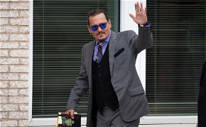 Csúnya lebukás! Johnny Depp exe filmekből lopta a történetét? 