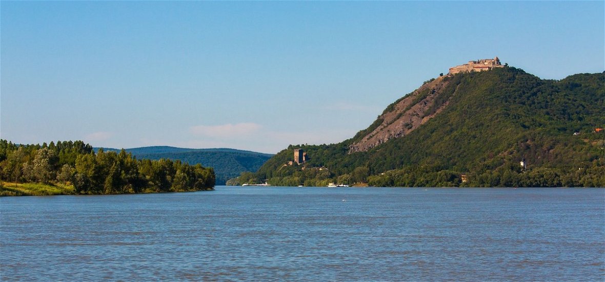 Kvíz, amelybe nagyon sokan belebuknak: a Duna vagy a Balaton partják fekszik ez a 10 híres magyar település?