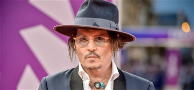 Döbbenetes ikertornyok: Johnny Depp nagyon ritkán látható fia egy az egyben a szupersztár papája, azonnal összekevered őket?