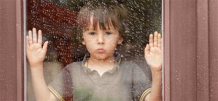 Csúnyán elbánik a gyereknappal a vasárnapi időjárás, erre kell számítaniuk a magyar családoknak