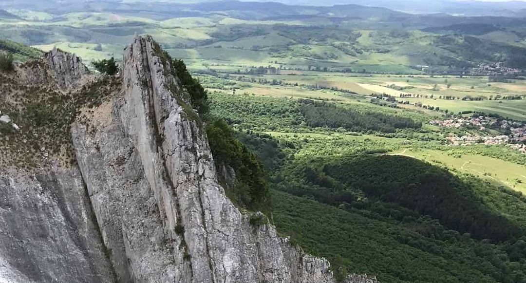 A homlokát ráncoló hegy, egy földöntúli hely Magyarországon